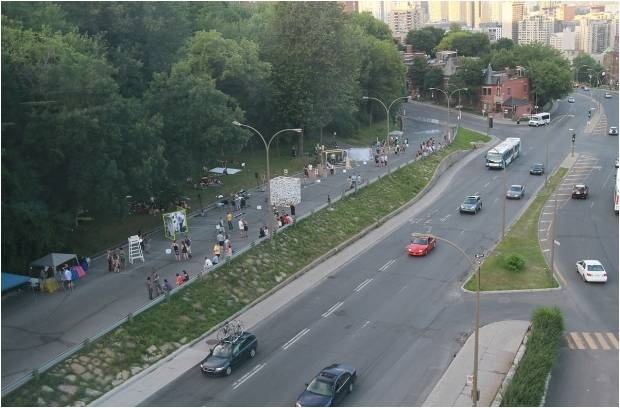 Expansion of park with dismantling of Cedar/Cote-des-Neiges axis